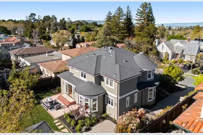 1425 Benito Ave, Burlingame, CA 94010 - Photo 79