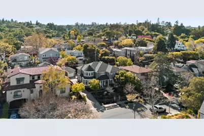 1425 Benito Ave, Burlingame, CA 94010 - Photo 81