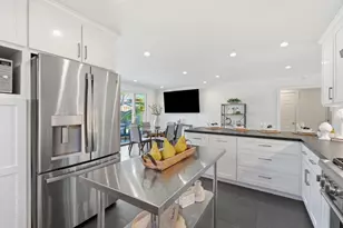 1523 Shaw Dr, San Jose, CA 95118 - Photo 11