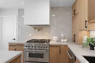 1172 Longfellow Ave, Campbell, CA 95008 - Photo 13