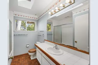 70 Tiptoe Ln, Burlingame, CA 94010 - Photo 19