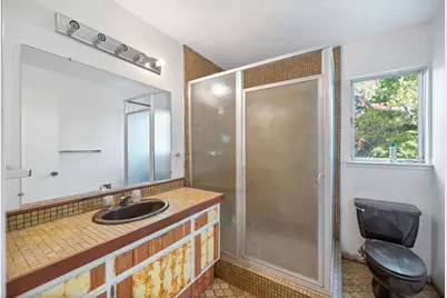 70 Tiptoe Ln, Burlingame, CA 94010 - Photo 25