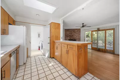 70 Tiptoe Ln, Burlingame, CA 94010 - Photo 13