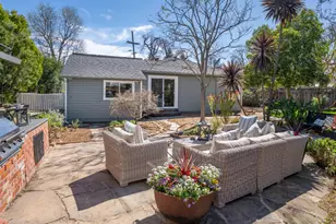 3 Delmar Ct, Redwood City, CA 94063 - Photo 19