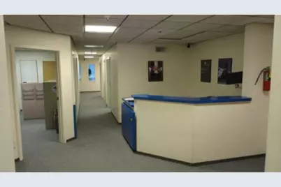 1009 S Claremont St, San Mateo, CA 94402 - Photo 9