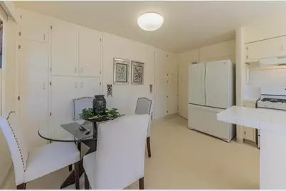 665 Hillcrest Ave, Pacific Grove, CA 93950 - Photo 9