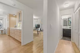 221 N Rengstorff Ave 1, Mountain View, CA 94043 - Photo 9