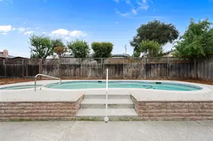 1941 Memorial Dr, Hollister, CA 95023 - Photo 33