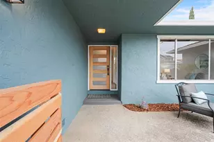 1941 Memorial Dr, Hollister, CA 95023 - Photo 5