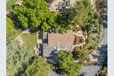 665 W Glen Way, Woodside, CA 94062 - Photo 39