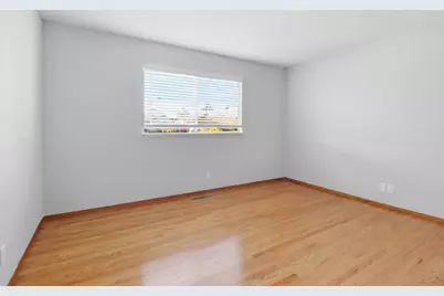 5717 Condor Cir, San Jose, CA 95118 - Photo 17