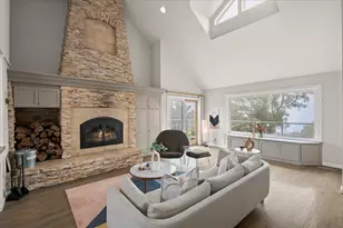 17074 Bohlman Rd, Saratoga, CA 95070 - Photo 5