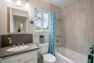 17074 Bohlman Rd, Saratoga, CA 95070 - Photo 21