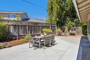 13367 Kahala Ct, Saratoga, CA 95070 - Photo 29