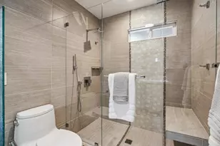 13367 Kahala Ct, Saratoga, CA 95070 - Photo 27