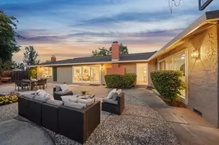 13367 Kahala Ct, Saratoga, CA 95070 - Photo 33