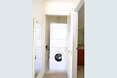 423 7th St 901, Oakland, CA 94607 - Photo 13