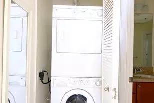 423 7th St 901, Oakland, CA 94607 - Photo 13