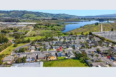 120 Onyx Dr, Watsonville, CA 95076 - Photo 33