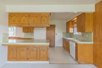 1115 San Angelo Dr, Salinas, CA 93901 - Photo 9