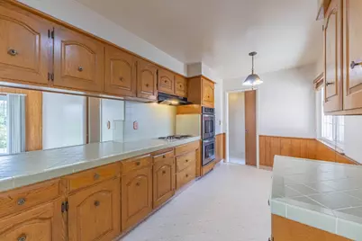 1115 San Angelo Dr, Salinas, CA 93901 - Photo 11