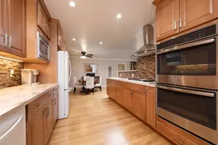 18 Yarnall Pl, Redwood City, CA 94063 - Photo 13