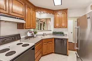 18349 Purdue Dr, Saratoga, CA 95070 - Photo 21