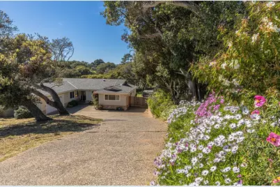 9390 Holly Oak Way, Salinas, CA 93907 - Photo 7