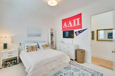 215 E Edith Ave, Los Altos, CA 94022 - Photo 57