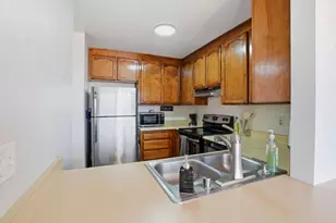 1055 Padre Dr 2, Salinas, CA 93901 - Photo 31