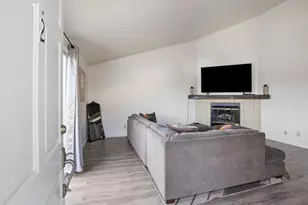 1055 Padre Dr 2, Salinas, CA 93901 - Photo 27
