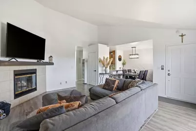 1055 Padre Dr 2, Salinas, CA 93901 - Photo 29