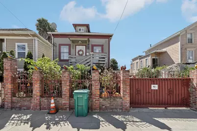 2745 E 10th St, Oakland, CA 94601 - Photo 1