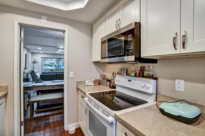 5559 Cribari Cir, San Jose, CA 95135 - Photo 13