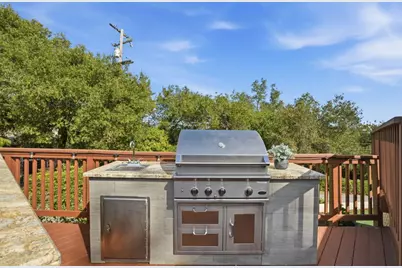 1555 Plateau Ave, Los Altos, CA 94024 - Photo 29