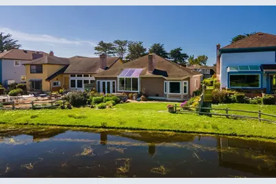 2309 Burning Tree Rd, Half Moon Bay, CA 94019 - Photo 35