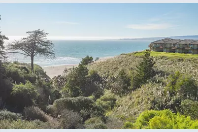 302 Seascape Resort Dr, Aptos, CA 95003 - Photo 11