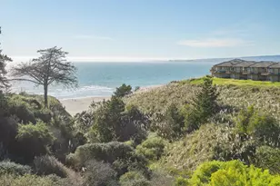 302 Seascape Resort Dr, Aptos, CA 95003 - Photo 11