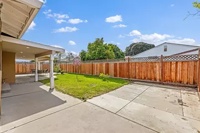2698 Kendrick Cir, San Jose, CA 95121 - Photo 43