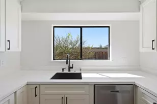 2022 Bobwhite Ln, Santa Cruz, CA 95065 - Photo 15