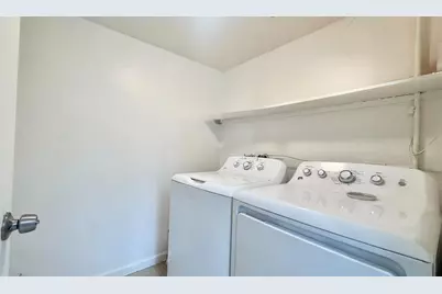 2381 Lava Dr, San Jose, CA 95133 - Photo 19