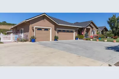 741 Riverside Rd, Hollister, CA 95023 - Photo 3