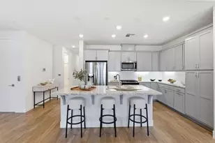 195 Carson Falls Cmn, Fremont, CA 94539 - Photo 9