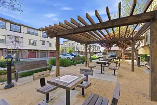 195 Carson Falls Cmn, Fremont, CA 94539 - Photo 45