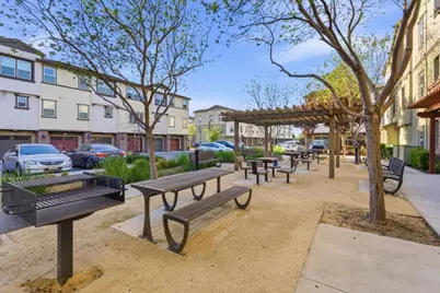 195 Carson Falls Common, Fremont, CA 94539 - Photo 43