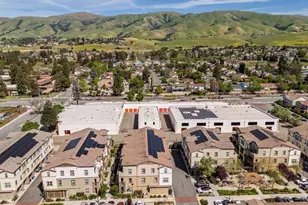 195 Carson Falls Cmn, Fremont, CA 94539 - Photo 47