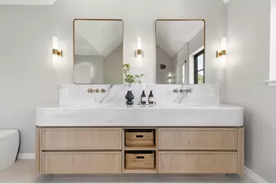 114 Bayswater Ave, Burlingame, CA 94010 - Photo 33