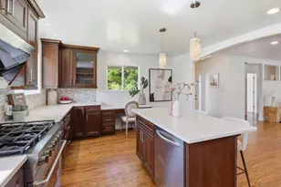 124 Hollycrest Dr, Los Gatos, CA 95032 - Photo 13