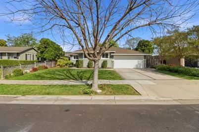 124 Hollycrest Dr, Los Gatos, CA 95032 - Photo 1