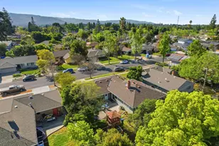 124 Hollycrest Dr, Los Gatos, CA 95032 - Photo 43